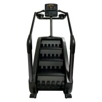 Life-Fitness-Powermill-Climber-Integrity-Console-03