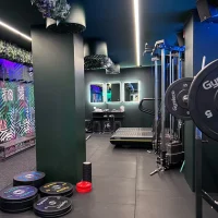 824B-gymleco-black-weight-plates-rubber-02