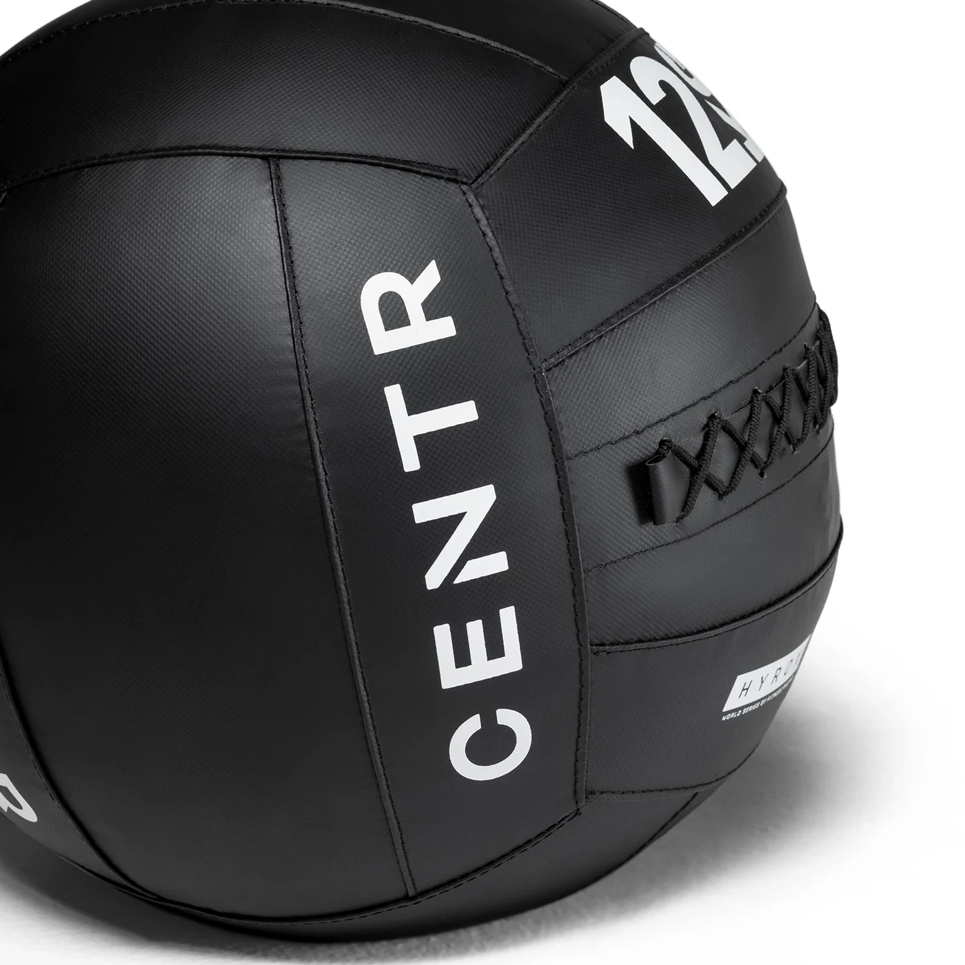centr-x-hyrox-competition-wall-ball-06